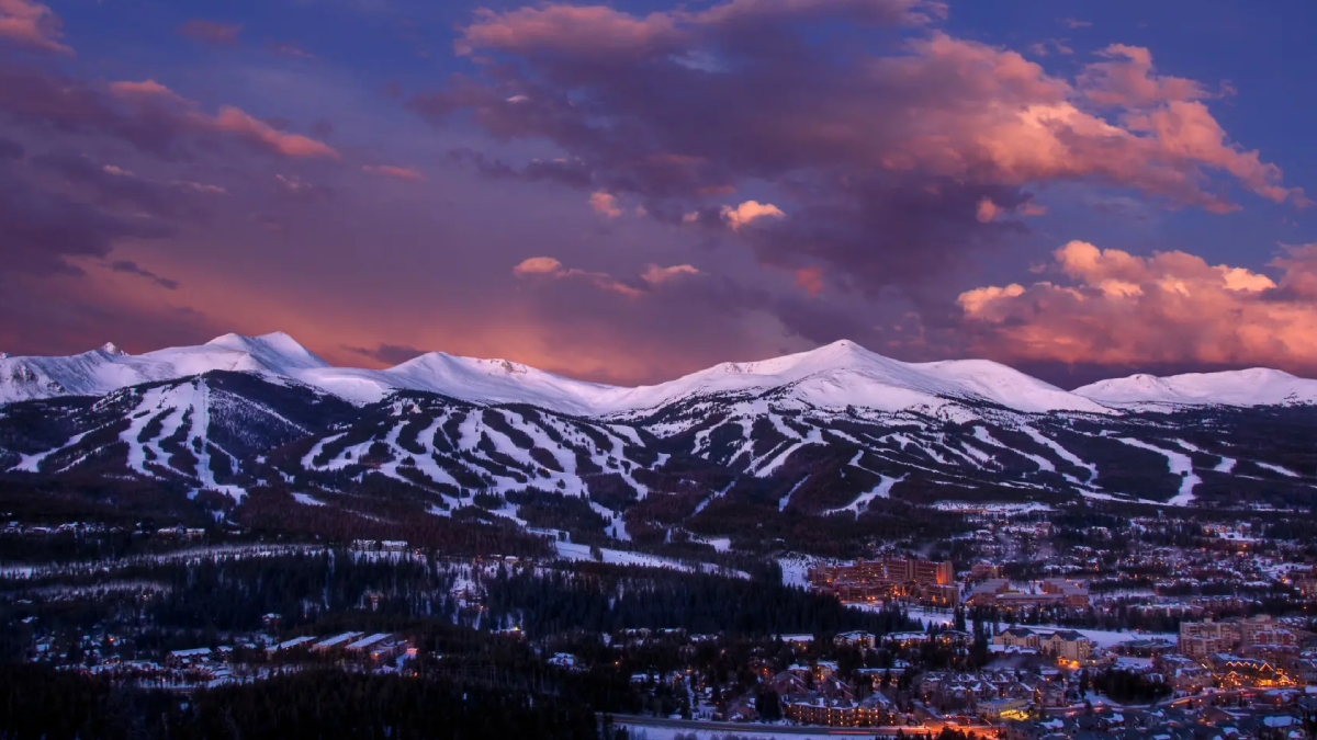 Private shuttle van driving from Denver Airport to Breckenridge