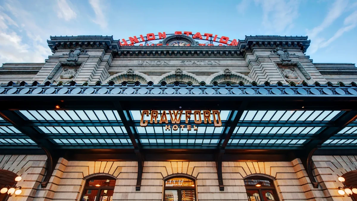 Denver Airport to The Crawford Hotel private transfer