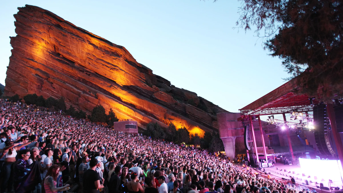 Luxury Denver limo service to Red Rocks Amphitheatre by Fox Limousine Worldwide